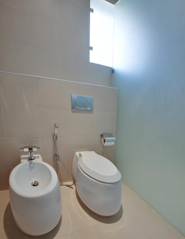 The Rester Hotel Kuwait City Room photo