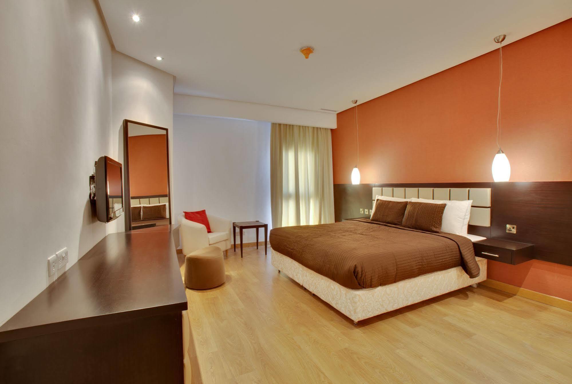 The Rester Hotel Kuwait City Exterior photo